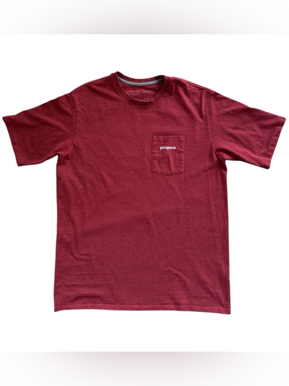 Patagonia Men’s M Responsibli T shirt Burgundy Red Mountain Graphic Pocket Tee